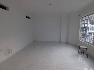 APARTAMENTO EN ALQUILER EN EL SEGUNDO PISO ALTAMIRA PALMIRA