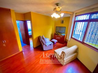 Foto 18 de LINDA CASA EN VENTA CON AMPLIO JARDIN Y TERRAZA EN URB. LAS LOMAS DE LA MOLINA