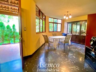 Foto 8 de LINDA CASA EN VENTA CON AMPLIO JARDIN Y TERRAZA EN URB. LAS LOMAS DE LA MOLINA