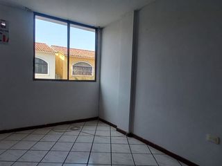 Foto 6 de ALQUILO CASA URB. ALTAMIRA