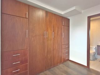 Foto 4 de Departamento dúplex  Cuenca en Venta