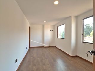 Foto 7 de Departamento dúplex  Cuenca en Venta