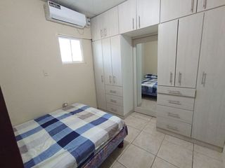 Foto 5 de casa de venta en manta las acacias zona centro