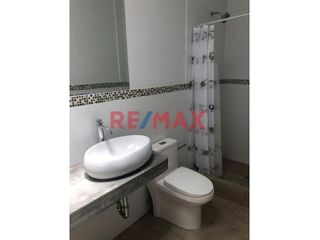 Foto 9 de Venta De Casa De Playa A 10 Min De Cerro Azul