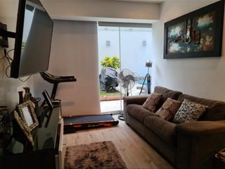 Foto 13 de Departamento Amoblado y Equipado 2 Dormitorios con Piscina y Jardín En Alquiler en San Isidro