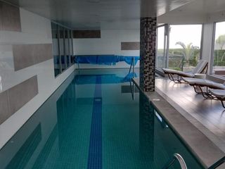 Foto 20 de Departamento Amoblado y Equipado 2 Dormitorios con Piscina y Jardín En Alquiler en San Isidro