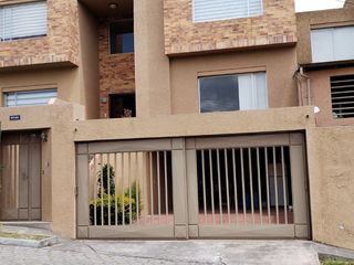Foto 1 de DEPARTAMENTO EN VENTA 168 m2 MAS DOS PARQUEADEROS