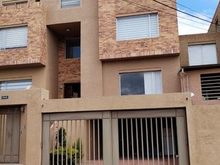 DEPARTAMENTO EN VENTA 168 m2 MAS DOS PARQUEADEROS