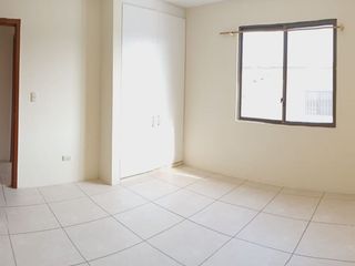 Foto 4 de casa de venta en manta zona sur