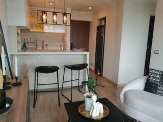 Foto 2 de Venta de Departamento Dos Dormitorios, Cochera, en Barranco Límite con Miraflores