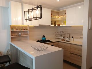 Foto 8 de Venta de Departamento Dos Dormitorios, Cochera, en Barranco Límite con Miraflores
