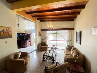 Foto 4 de casa de venta en manta zona norte tarqui