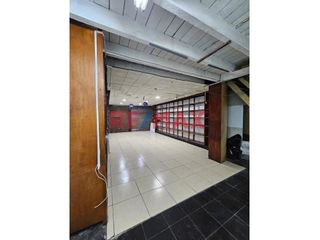 Foto 10 de 🔹 ¡OPORTUNIDAD ÚNICA! VENTA DE LOCAL COMERCIAL PUERTA A CALLE EN GALERÍA CENTRAL 🔹