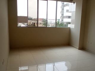 Foto 3 de Vendo o alquilo departamento en Urbanización San Sebastian