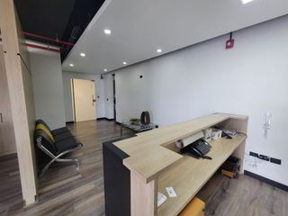 Foto 20 de Oficina en venta en Mazuren, Bogotá