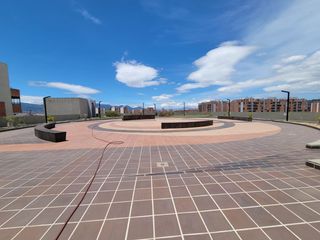 Foto 31 de Oficina en venta en Mazuren, Bogotá