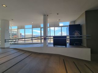 Foto 35 de Oficina en venta en Mazuren, Bogotá