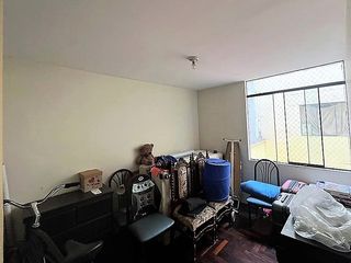 Foto 8 de Vendo departamento muy bien ubicado en Chorrillos