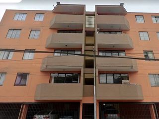 Foto 9 de Vendo departamento muy bien ubicado en Chorrillos