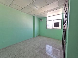 Foto 16 de Venta de Departamento esquinero tercer piso alto, Avenida del Ejército y Colón, Centro de Guayaquil