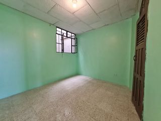 Foto 21 de Venta de Departamento esquinero tercer piso alto, Avenida del Ejército y Colón, Centro de Guayaquil