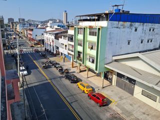 Foto 24 de Venta de Departamento esquinero tercer piso alto, Avenida del Ejército y Colón, Centro de Guayaquil