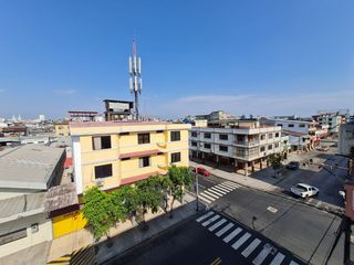 Foto 25 de Venta de Departamento esquinero tercer piso alto, Avenida del Ejército y Colón, Centro de Guayaquil