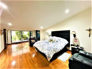 Foto 12 de VENDO  CASA EN SANTA ANA ORIENTEAL 797 M2