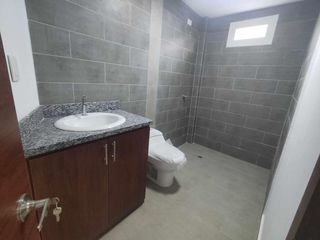 Foto 5 de casa de venta en manta, zona norte