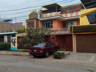 Foto 1 de ¡VENTA! CASA DE 150m2 FRENTE A PARQUE - COMAS🌻🌻🌻