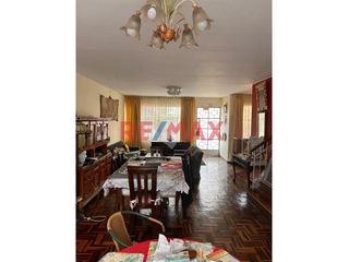 Foto 12 de Venta De Amplia Casa 180M2 En La Mejor Zona De Pueblo Libre