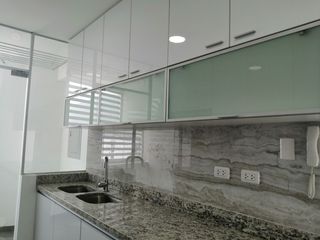Foto 6 de Departamento en Venta en Mayorazgo, Límite con La Molina, 3 dormitorios, Vista a Parque