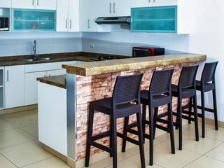 Foto 2 de Bajo de Precio Venta de Linda Casa Amoblada en Paracas