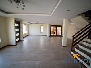 Foto 4 de Casa en Challuabamba dentro de condominio