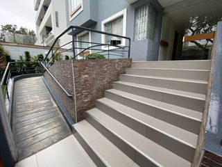 Foto 2 de Venta de lindo departamento dúplex en Aurora Miraflores