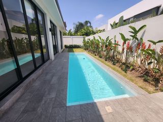 Foto 1 de Isla Mocoli, Alquilo Hermosa Casa con acabados de Primera y Pïscina