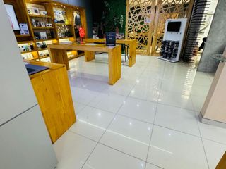 Foto 2 de Local Comercial en Arriendo ubicado en los Alpes