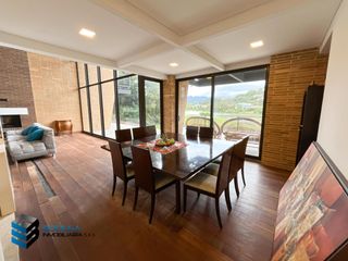 Foto 10 de CASA CON EXCELENTE  VISTA HACIA EL LAGO.  SUPERMODERNA -  CLUB APOSENTOS (BRICEÑO)