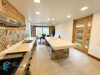 Foto 16 de CASA CON EXCELENTE  VISTA HACIA EL LAGO.  SUPERMODERNA -  CLUB APOSENTOS (BRICEÑO)