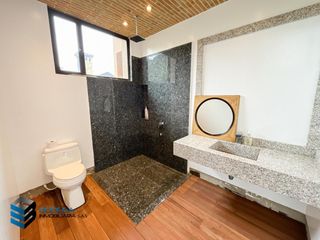 Foto 31 de CASA CON EXCELENTE  VISTA HACIA EL LAGO.  SUPERMODERNA -  CLUB APOSENTOS (BRICEÑO)