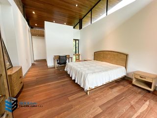 Foto 39 de CASA CON EXCELENTE  VISTA HACIA EL LAGO.  SUPERMODERNA -  CLUB APOSENTOS (BRICEÑO)