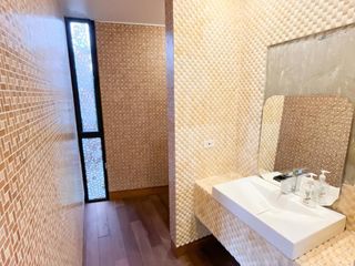 Foto 42 de CASA CON EXCELENTE  VISTA HACIA EL LAGO.  SUPERMODERNA -  CLUB APOSENTOS (BRICEÑO)