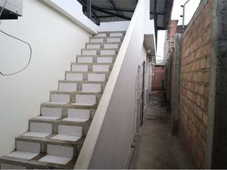 Foto 3 de casa de venta manta zona sur manabi