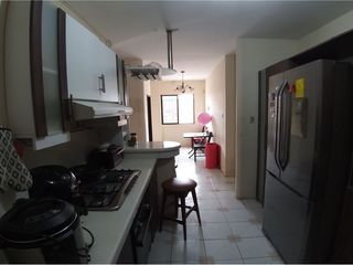 Foto 24 de casa de venta manta zona sur manabi
