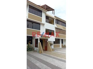 Foto 1 de Alquiler Departamento + 2 Cocheras En Raul Ferrero - La Molina