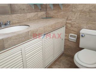 Foto 11 de Alquiler Departamento + 2 Cocheras En Raul Ferrero - La Molina
