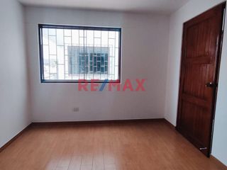Foto 6 de Alquiler Departamento + 2 Cocheras En Raul Ferrero - La Molina