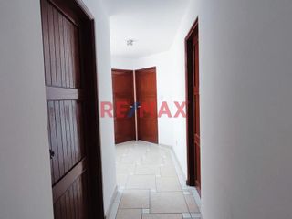 Foto 9 de Alquiler Departamento + 2 Cocheras En Raul Ferrero - La Molina
