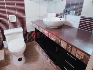 Foto 11 de Alquiler Departamento + 2 Cocheras En Raul Ferrero - La Molina