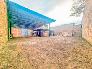 Foto 1 de ALQUILER DE TERRENO MÁS VIVIENDA U OFICINA / TALLER / DEPÓSITO